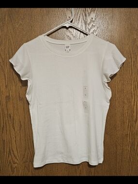 GAP Women's White Short Sleeve Crewneck Top